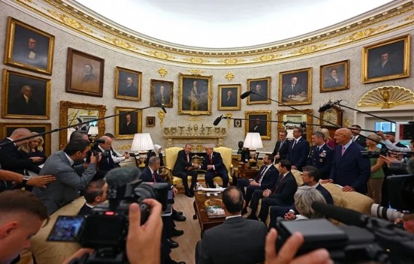 İngiliz basınında dikkat çeken analiz! Trump'ın kararında Türkiye'nin diplomatik başarısı